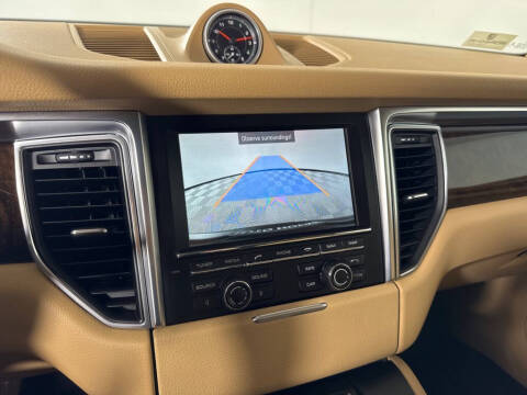 2016 Porsche Macan S