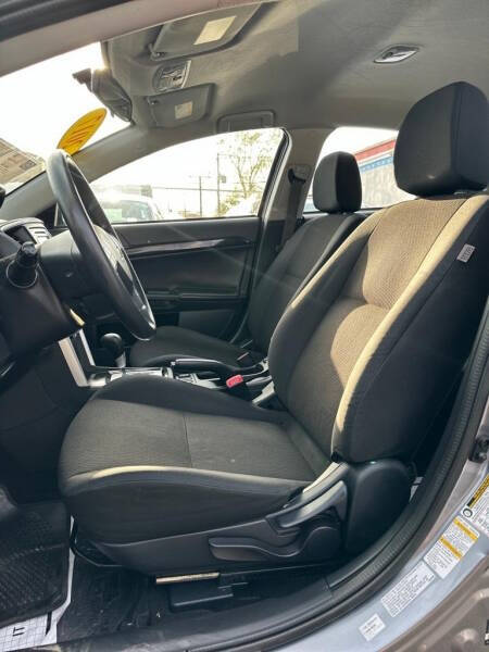 2017 Mitsubishi Lancer