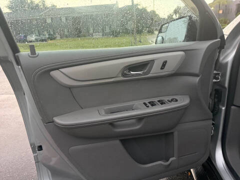 2013 Chevrolet Traverse LS