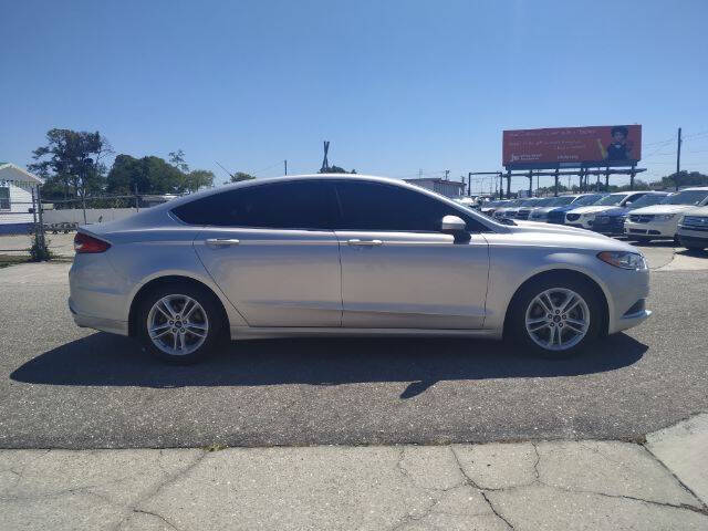 2018 Ford Fusion SE