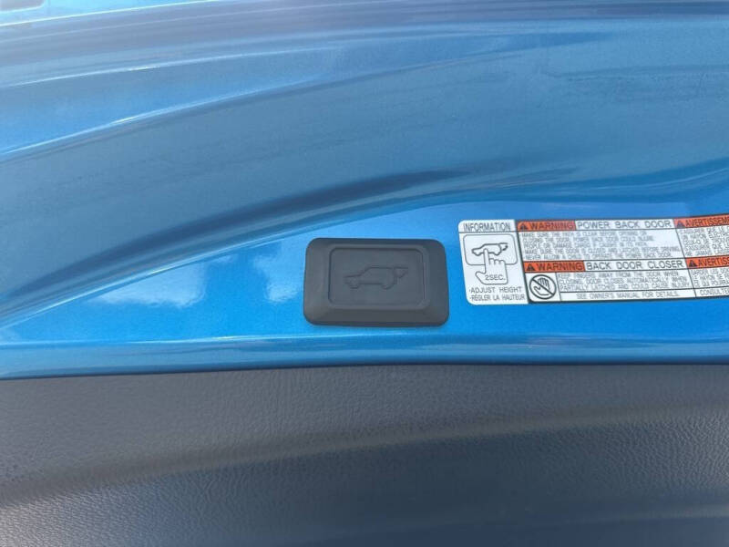 2018 Toyota RAV4 Hybrid XLE