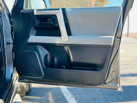 2013 Toyota 4Runner SR5