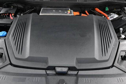 2022 Audi e-tron quattro Premium Plus