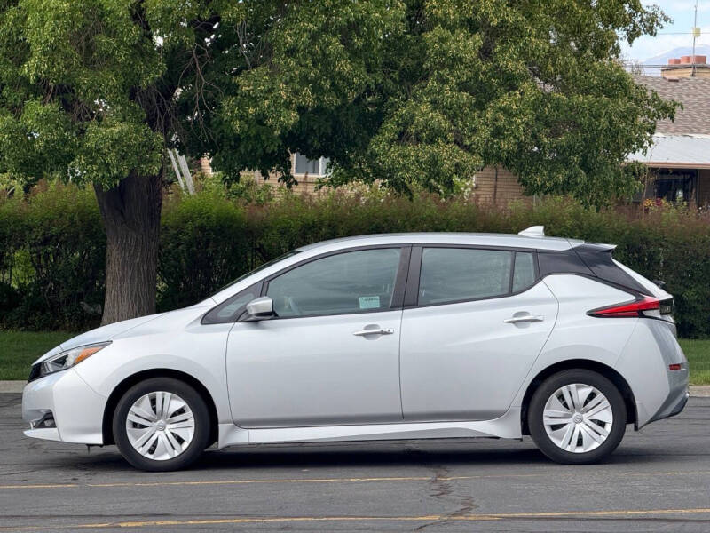 2023 Nissan LEAF S
