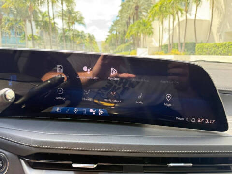 2024 Cadillac XT4 Premium Luxury