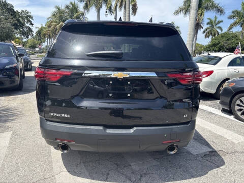 2023 Chevrolet Traverse LT
