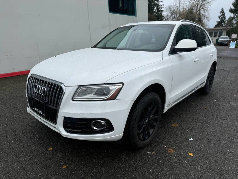 Used 2014 Audi Q5 Premium with VIN WA1LFAFP9EA012245 for sale in Kirkland, WA