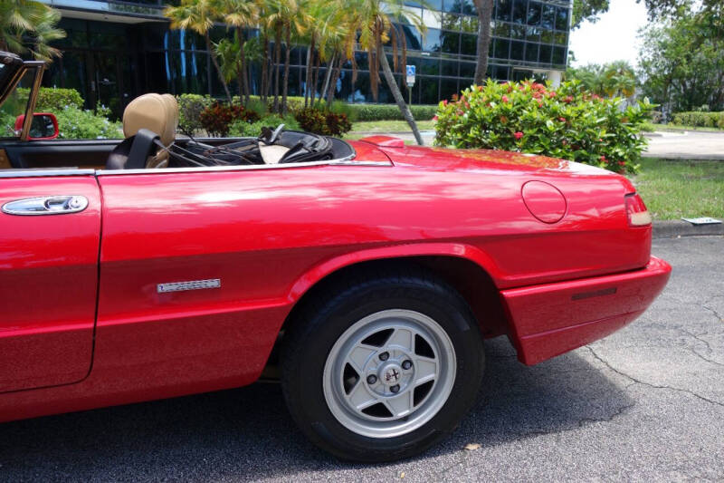 1991 Alfa Romeo Spider