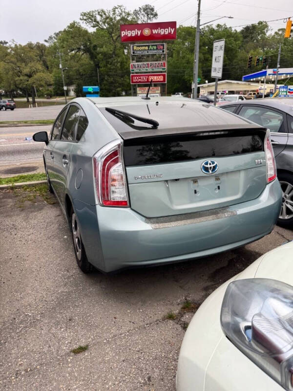 2014 Toyota Prius Three