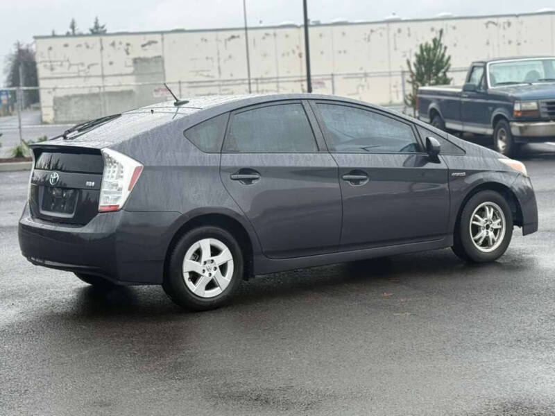2010 Toyota Prius I
