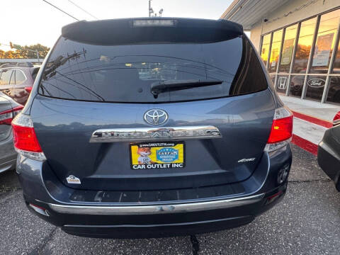 2012 Toyota Highlander SE