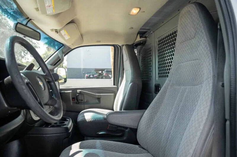 2016 Chevrolet Express 2500