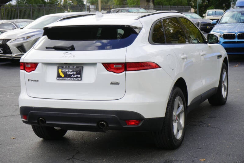 2018 Jaguar F-PACE 25t Premium