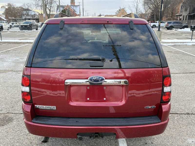 2008 Ford Explorer XLT