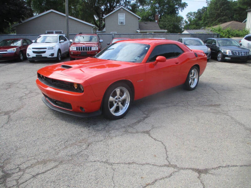 2022 Dodge Challenger R/T's photo