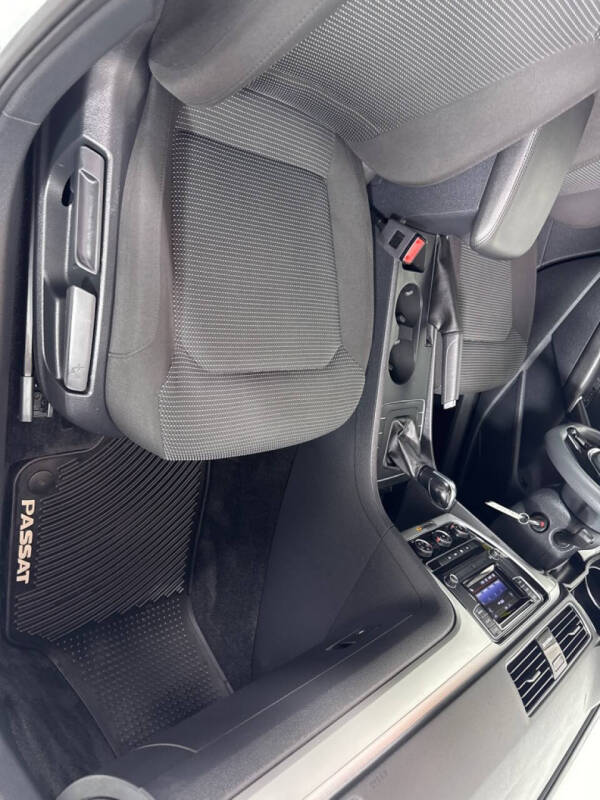 2018 Volkswagen Passat 2.0T S