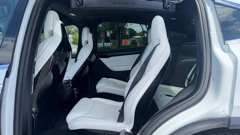 2016 Tesla Model X 75D