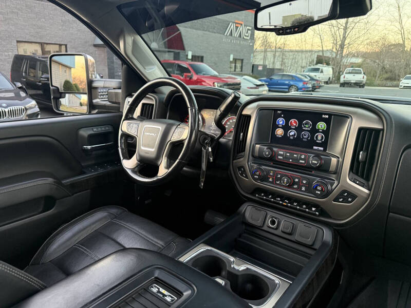 2016 GMC Sierra 2500HD Denali