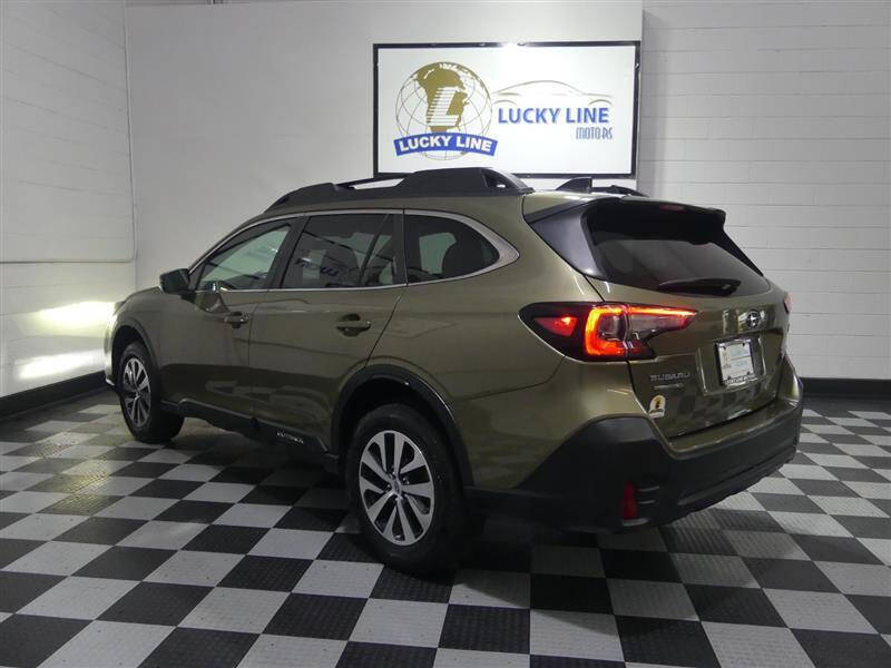 2022 Subaru Outback Premium