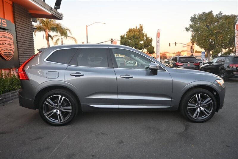 2020 Volvo XC60 T5 Momentum
