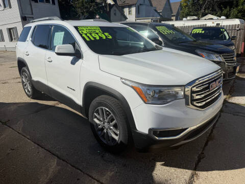 2017 GMC Acadia SLE-2