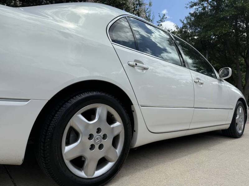 2004 Lexus LS 430
