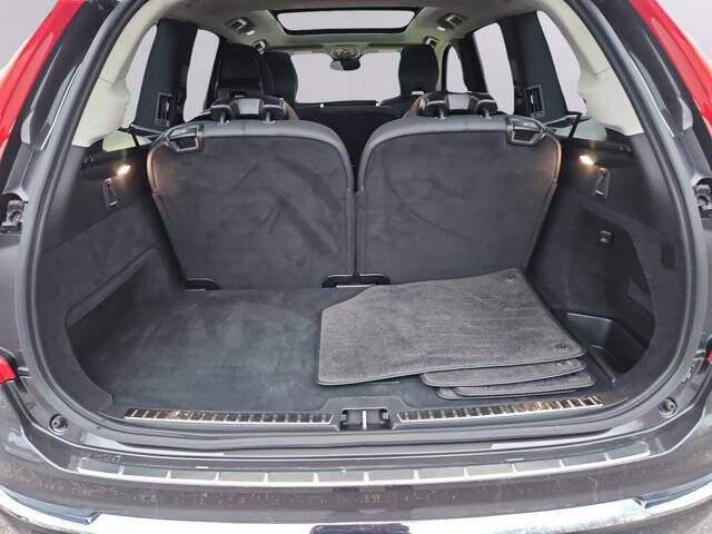 2024 Volvo XC90 B5 Plus Bright Theme