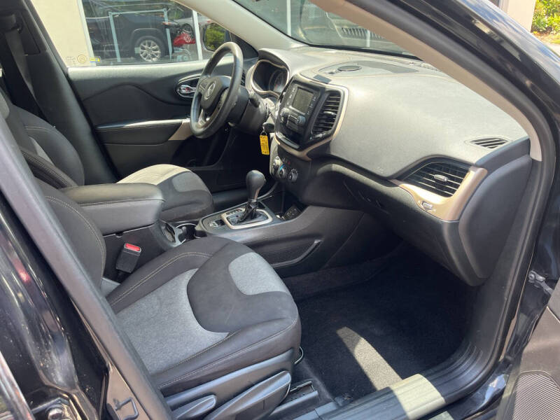 2018 Jeep Cherokee Latitude