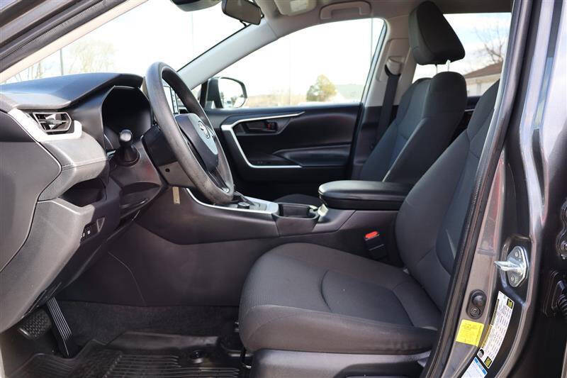 2021 Toyota RAV4 Hybrid LE