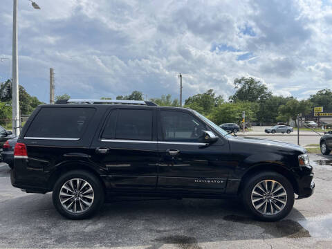 2016 Lincoln Navigator Select