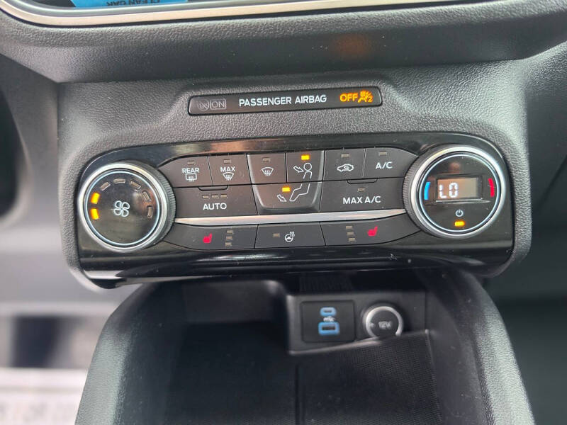 2021 Ford Escape SE