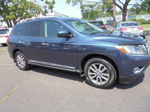 2016 Nissan Pathfinder SL