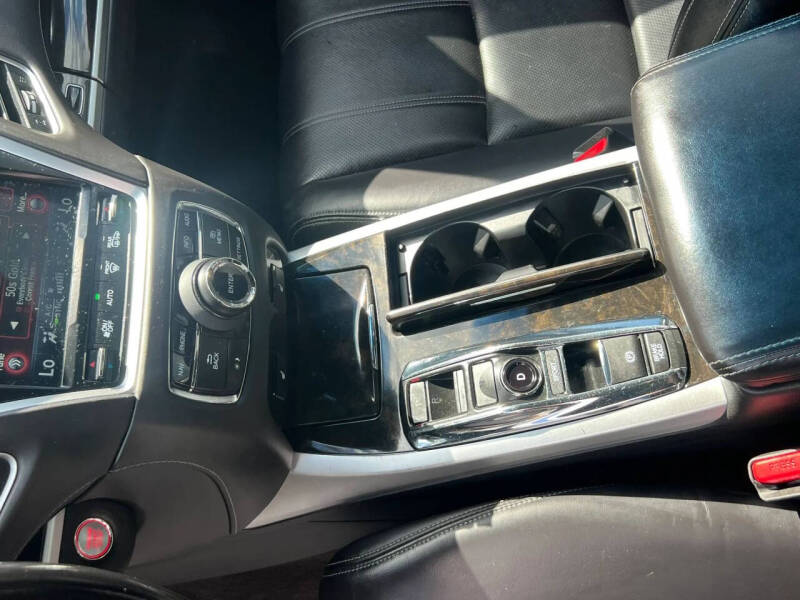 2018 Acura RLX w/Tech