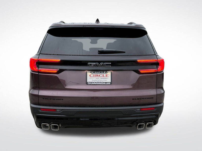 2026 GMC Acadia Elevation