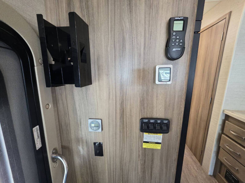 2018 Jayco Precept