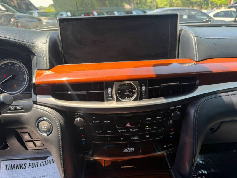 2017 Lexus LX 570