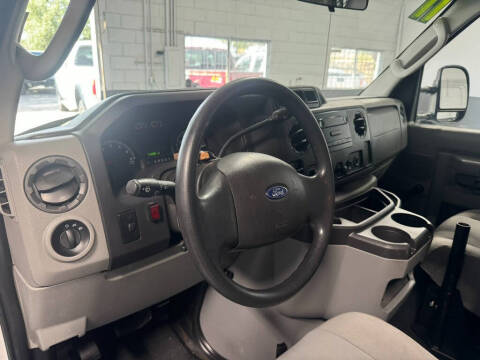 2011 Ford E-Series E-250