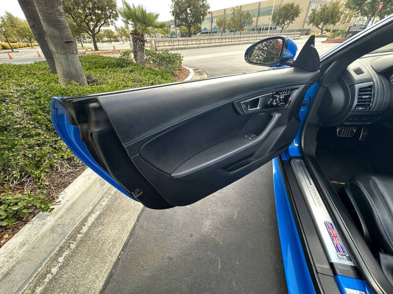 2017 Jaguar F-TYPE S British Design Edition