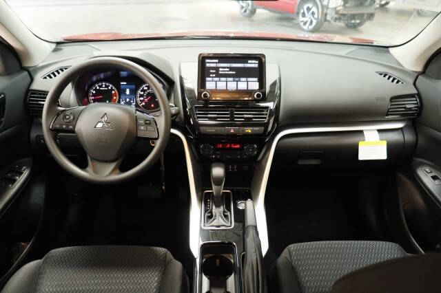 2026 Mitsubishi Eclipse Cross ES