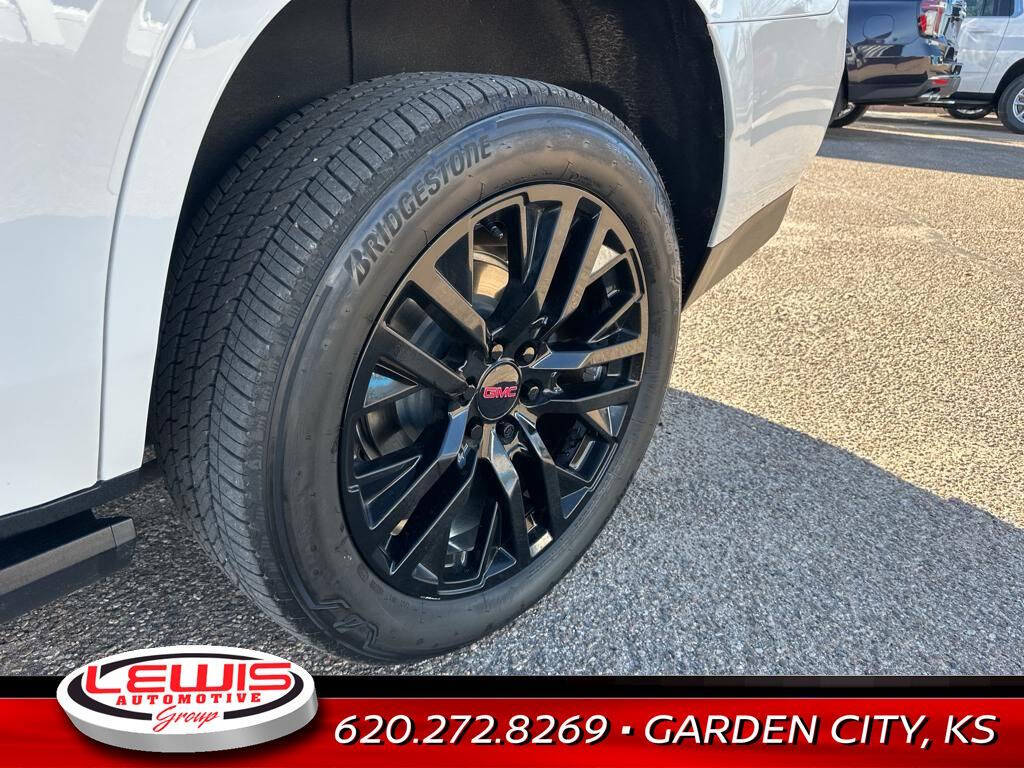 2023 GMC Yukon for sale at Lewis Chevrolet of Garden City in Garden City, KS