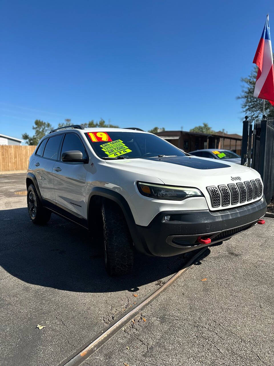 2019 Jeep Cherokee for sale at ANJ AUTO SALES in Houston, TX