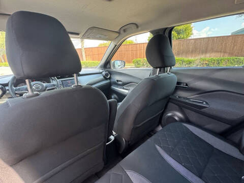 2019 Nissan Kicks SV