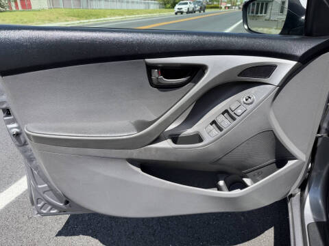 2012 Hyundai Elantra GLS