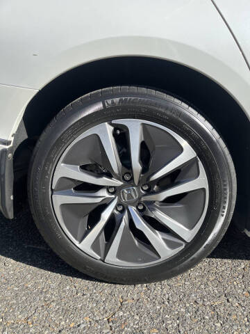 2018 Honda Accord Hybrid Touring