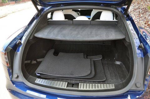 2022 Tesla Model S Plaid