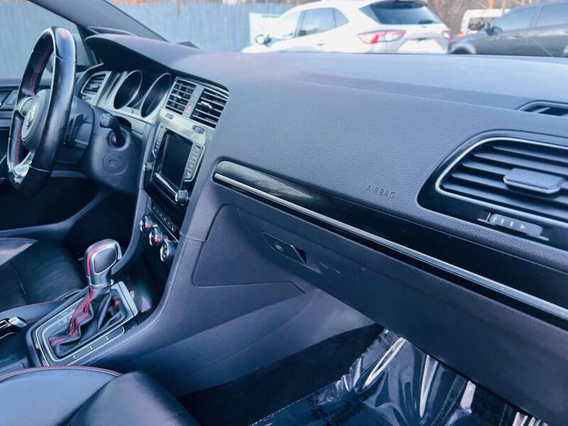 2015 Volkswagen Golf GTI