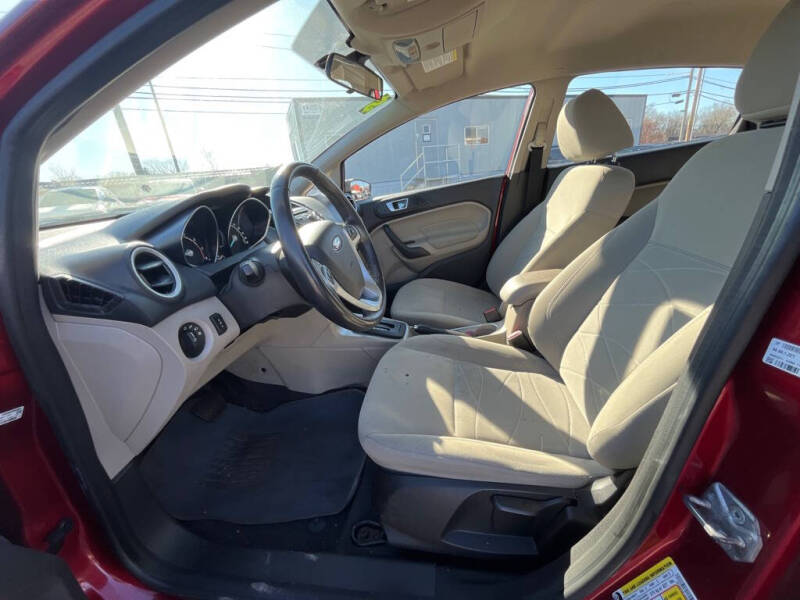 2014 Ford Fiesta SE