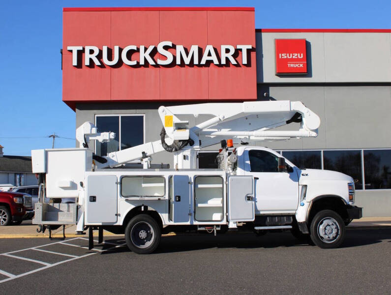 2019 International CV515