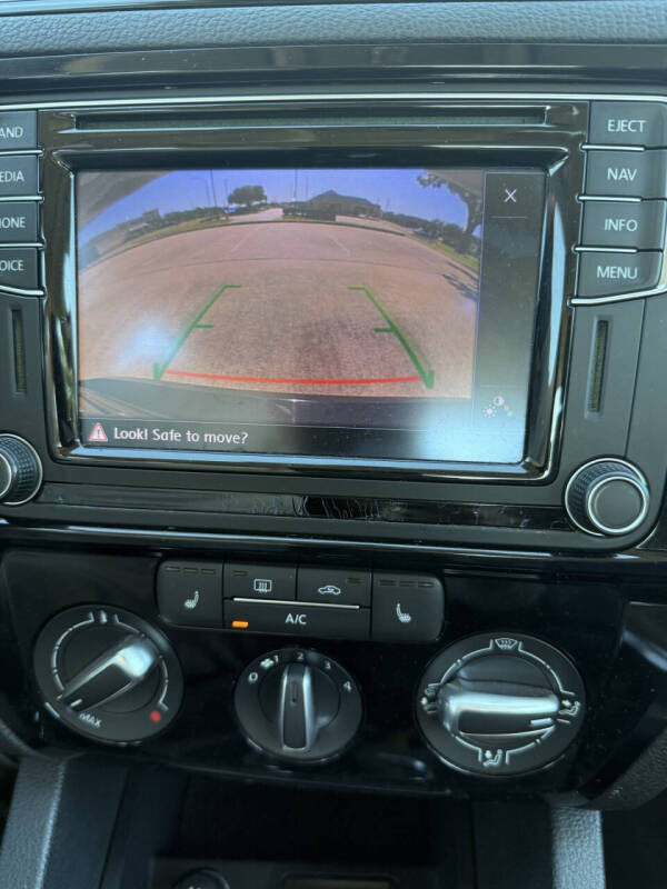 2016 Volkswagen Jetta 1.8T SEL Premium