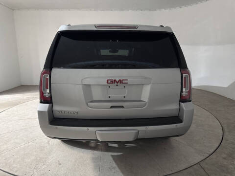 2017 GMC Yukon SLE